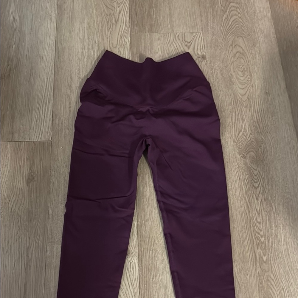 Women’s Purple Leggings